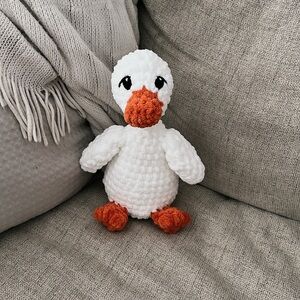 Crochet Goose Plushie
